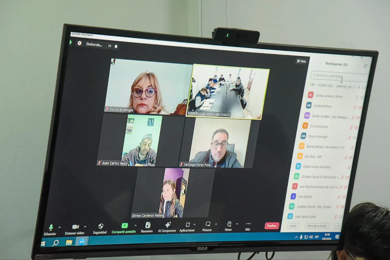 Comision-de-Hacienda-y-Presupuesto-24-06-04-01