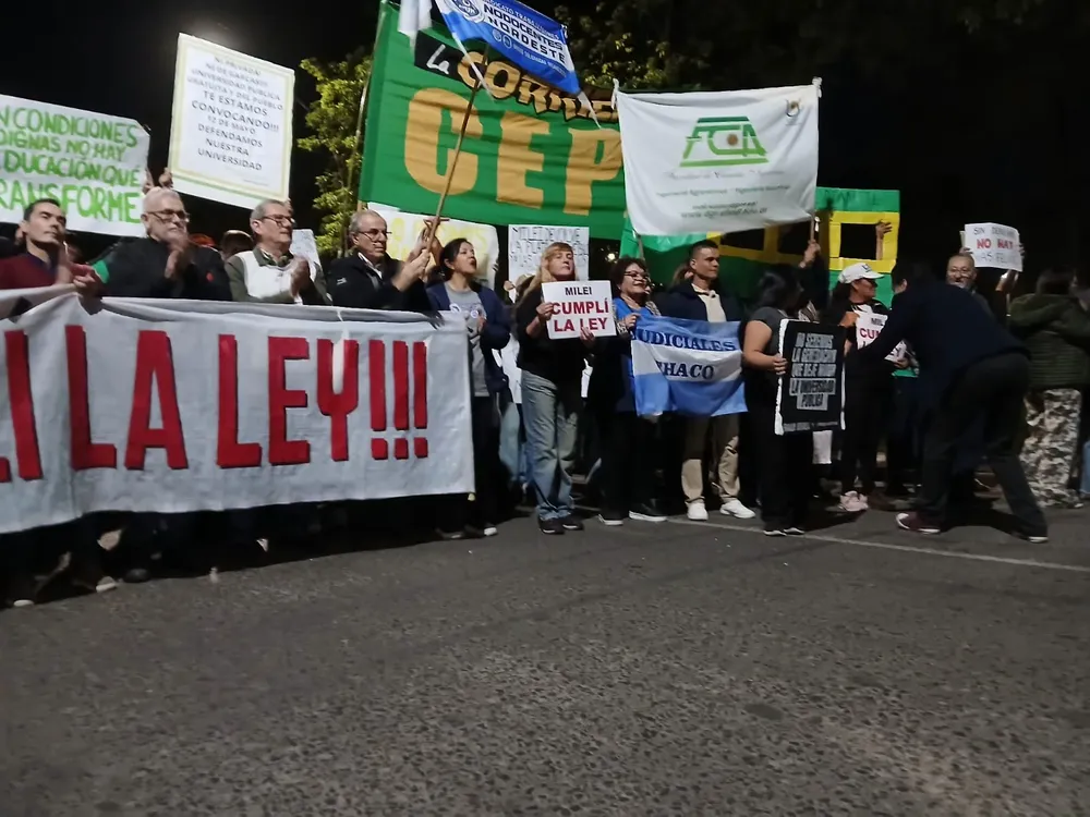 Marcha-Universitaria-26-05-12-08