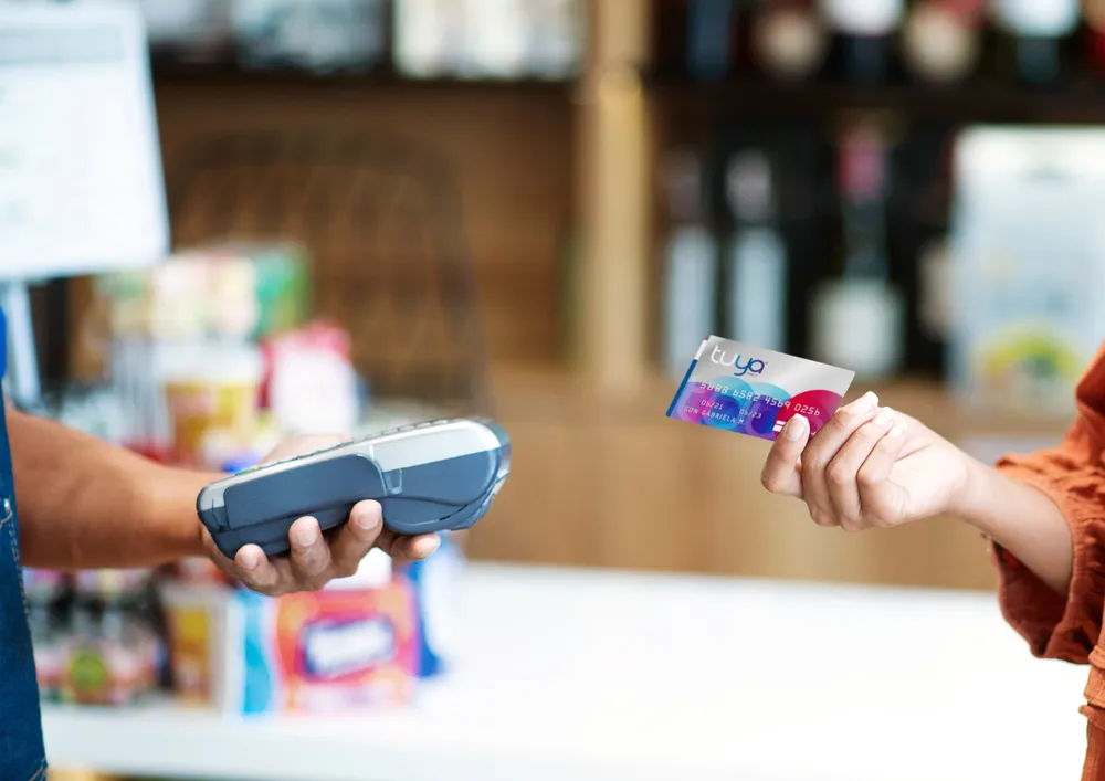 Tarjeta-Tuya-23-08-10-01