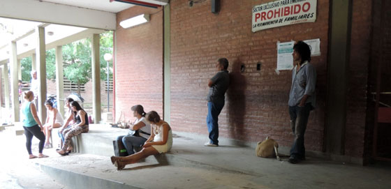 guardia-hospital-Perrando-Chaco-01