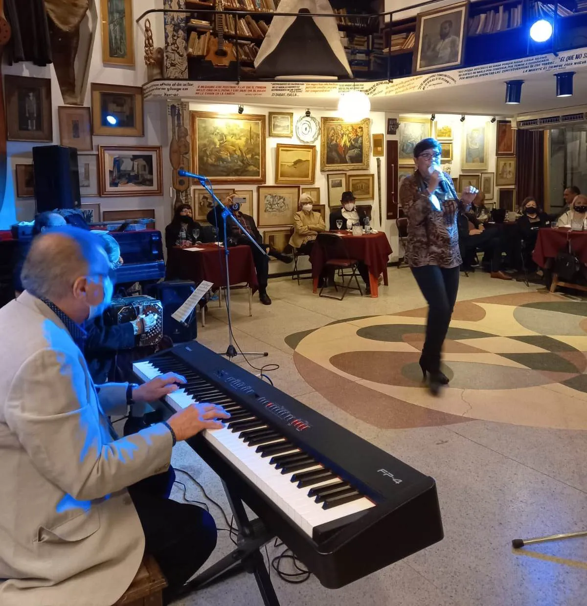 El-Fogon-de-los-Arrieros-Tango-23-11-30-11