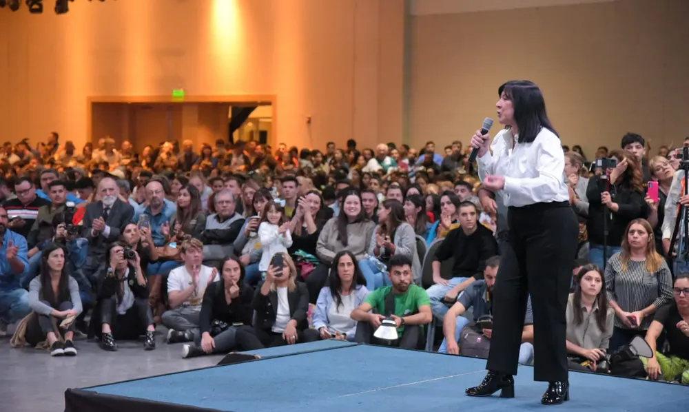 CER-Presentacion-de-candidatos-23-05-18-01