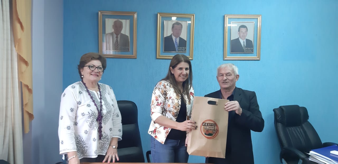 Vidal-Mario-Homenaje-en-Paraguay-19-04-28-01