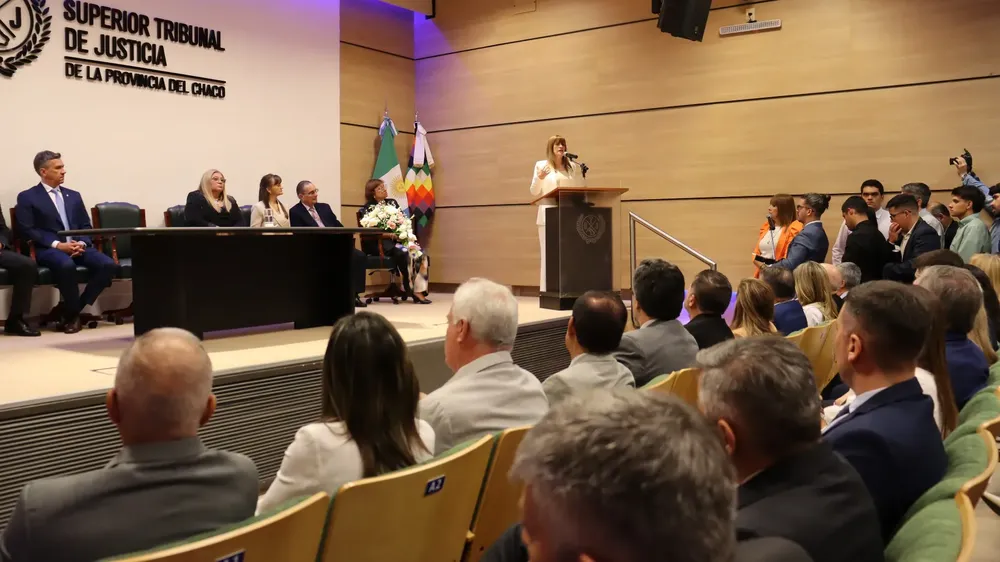 Emilia-Maria-Valle-Juramento-24-12-20-02