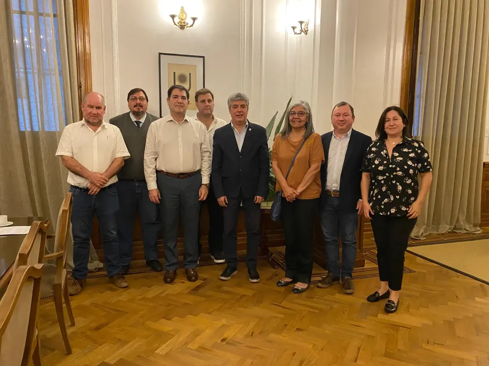 UNNE-reafirma-su-compromiso-con-la-reparacion-simbolica-de-los-legajos-de-las-victimas-de-la-dictadura-24-09-23-02