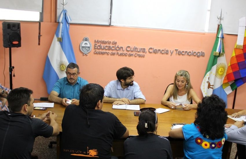 Frente-Gremial-Docente-Daniela-Torrente-19-12-17-02