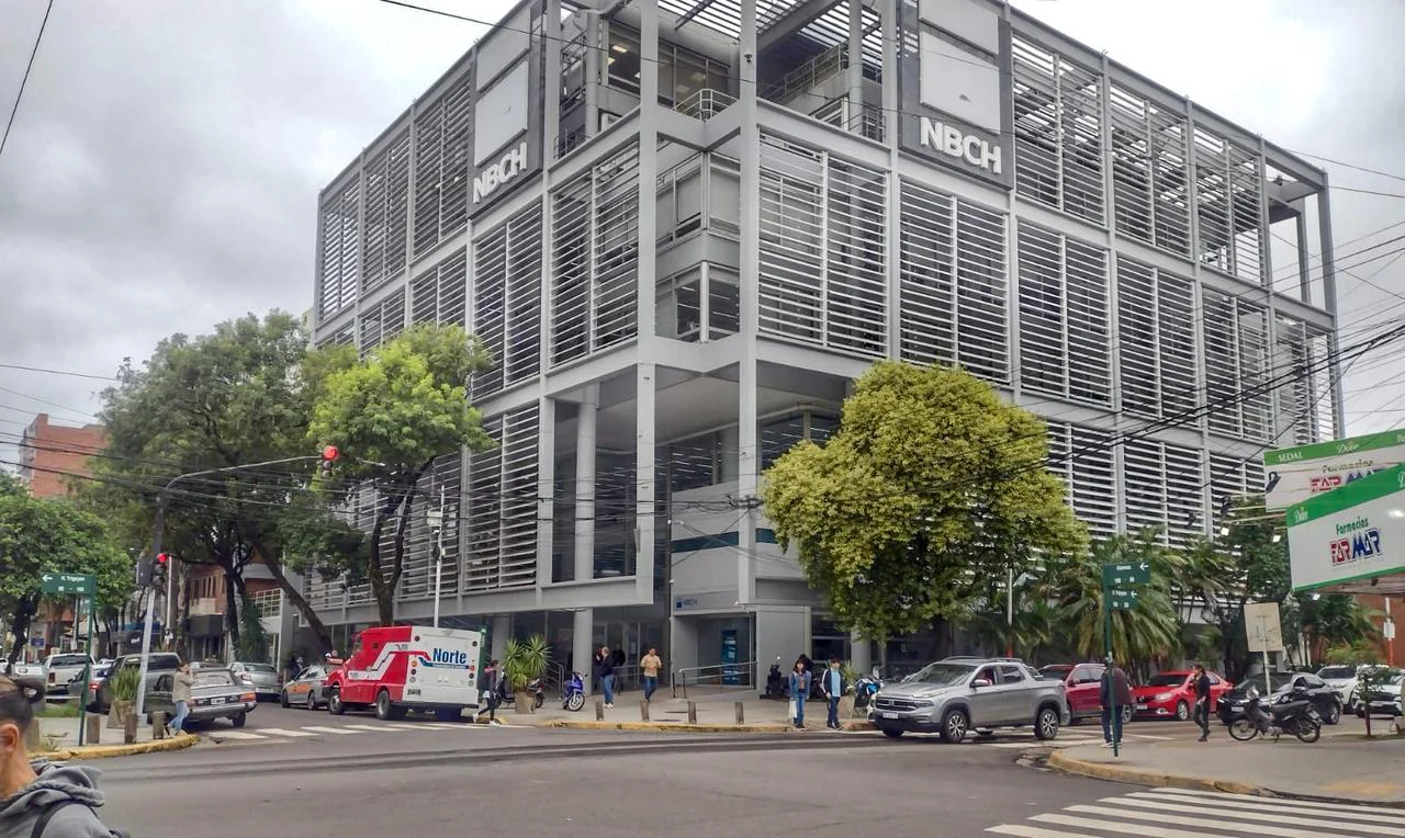 Nuevo-Banco-del-Chaco-26-04-07-01
