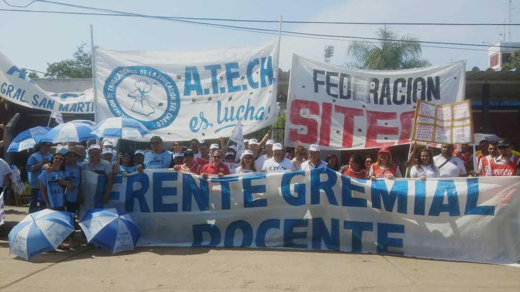 Frente-Gremial-Docente-18-10-18-01