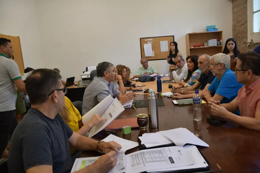 Secretaria-de-Obras-Publicas-en-la-comision-de-Hacienda-y-Presupuesto-25-11-20-03