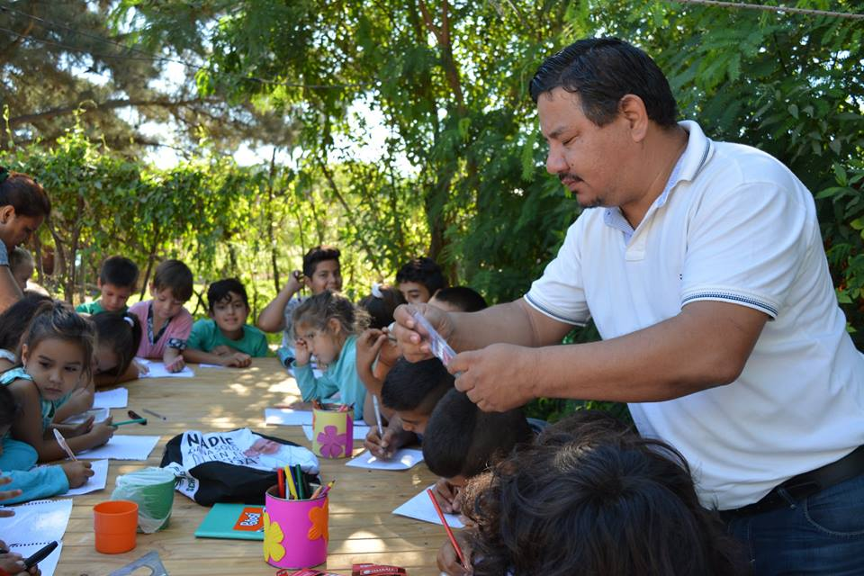 Barrios-de-Pie-comedores-18-09-28-01