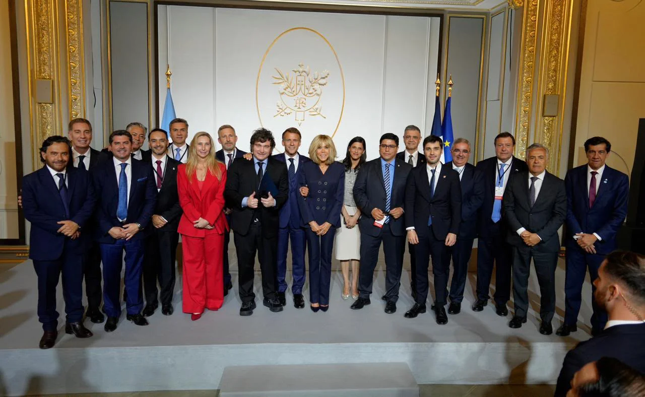 Argentina-Week-en-Paris-Comitiva-Argentina-26-10-01-01