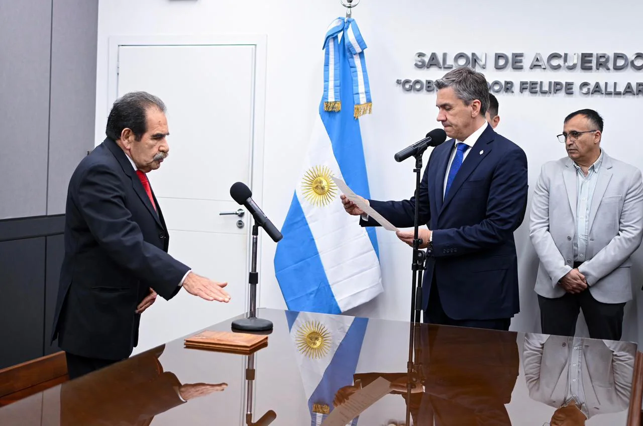 Asuncion-de-Ricardo-Mayo-como-ministro-de-Salud.26-06-19-01