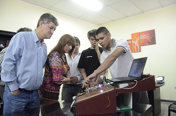 Presentacion-Programa-Buho-EET-2-16-11-25-02