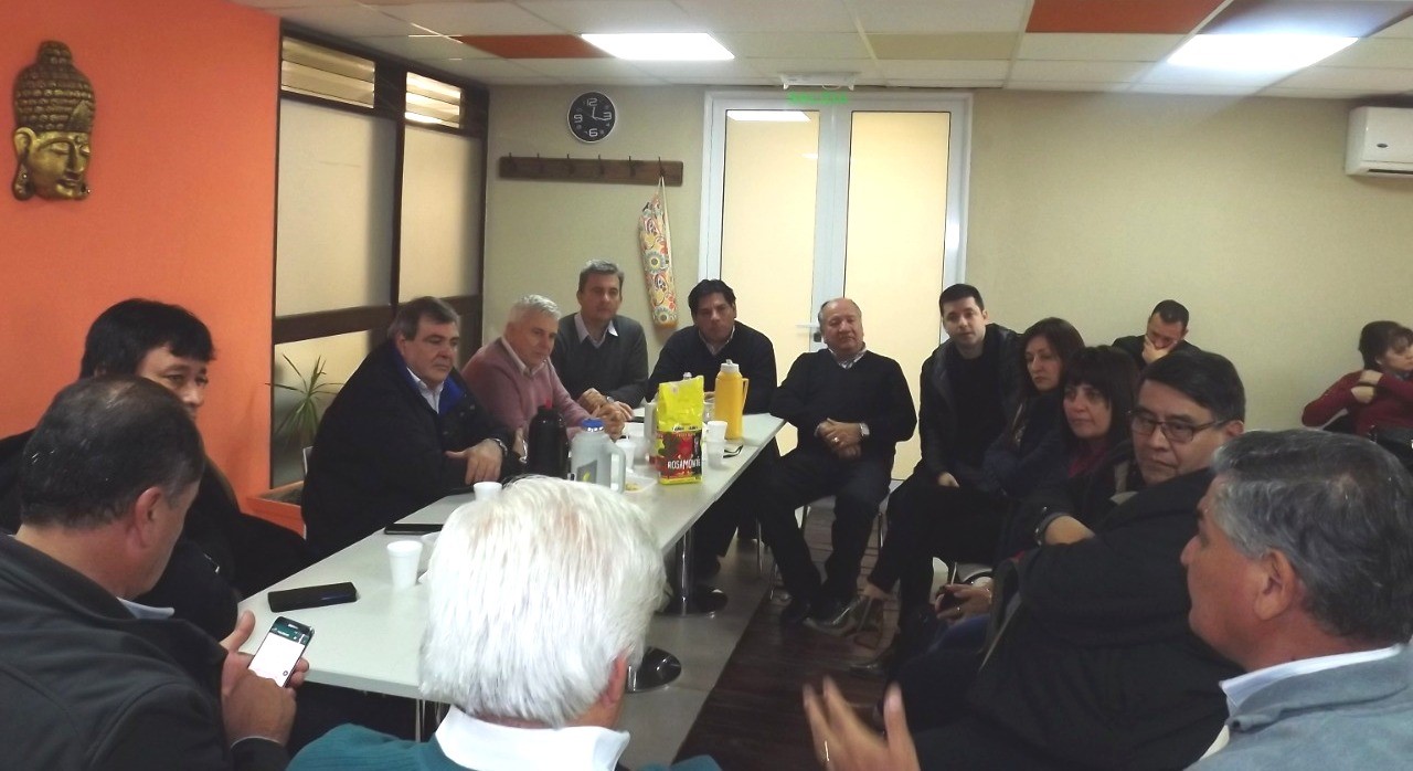 Carim-Peche-Reunion-con-intendentes-19-07-01-01