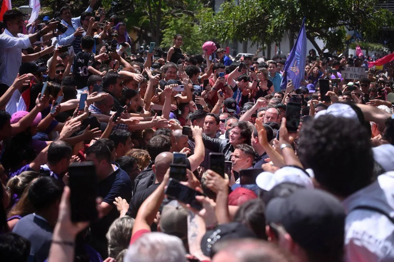 Javier-Milei-en-Chaco-25-10-11-11