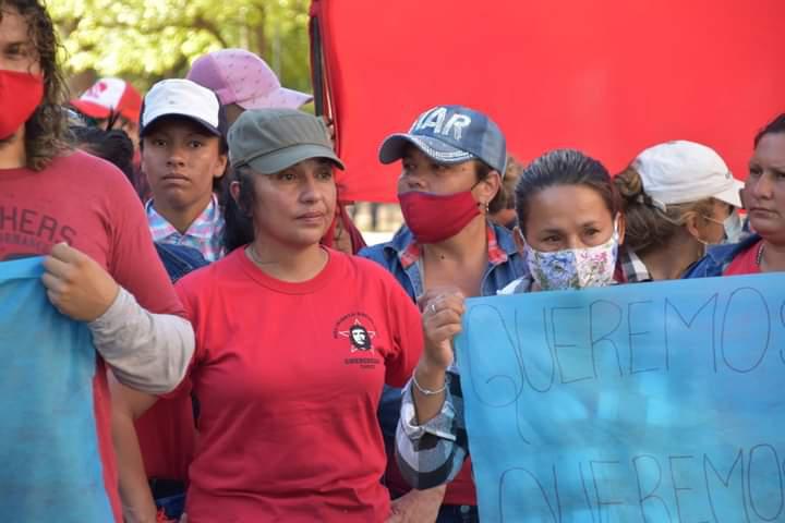 Mujeres-al-Frente-20-12-01-02