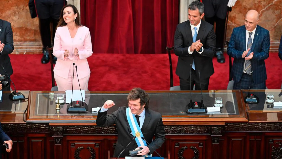 Apertura-de-sesiones-del-Congreso-24-03-01-01