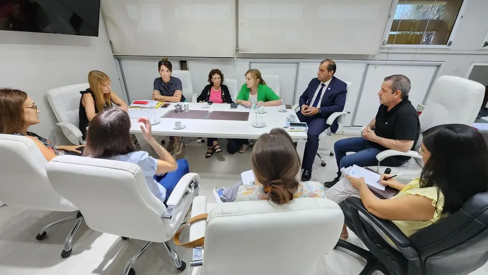 InSSSeP-Apech-Colegio-Medico-23-12-15-02