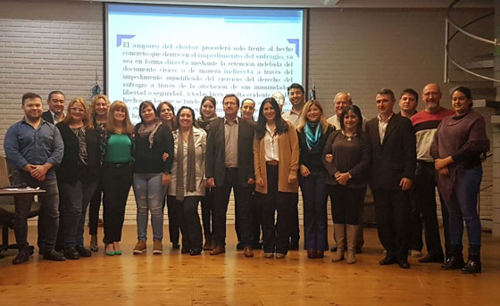 Tribunal-electoral-capacitacion-resistencia-17-05-16-01