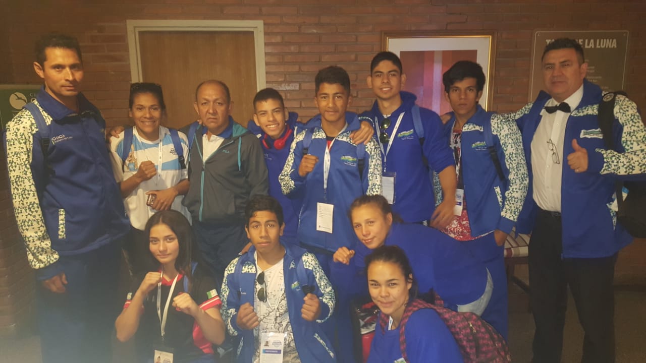 Jovenes-chaquenos-que-participaron-de-los-Juegos-Evita-Nacionales-y-Adaptados