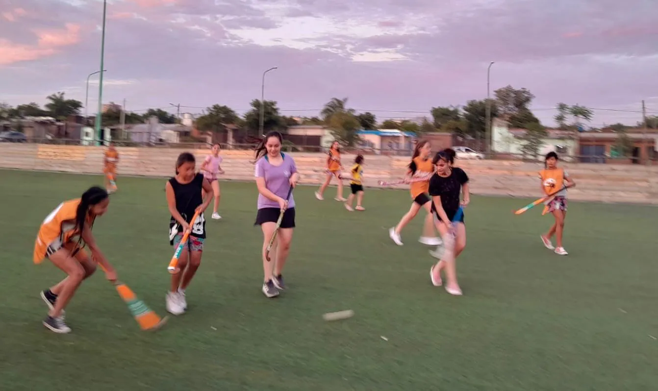 Parque-Urbano-Tiro-Federal-Hockey-25-08-05-01