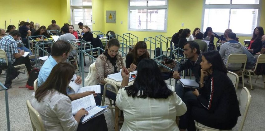Formacion-docente-en-servicio-19-04-22-01