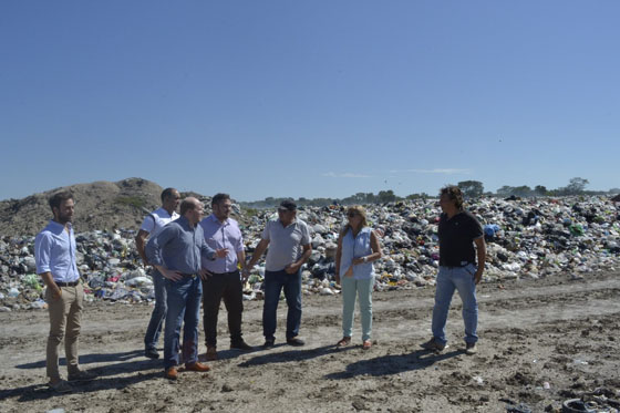 Recorrida-de-concejales-Justicialistas-en-el-Paraje- María Sara2 (1)