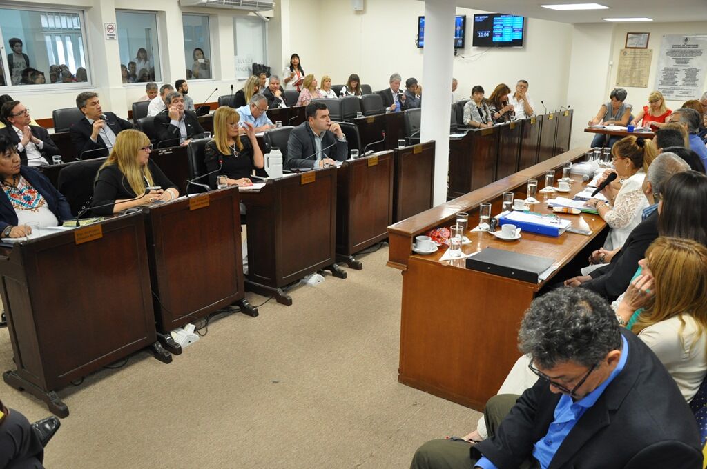 Interpelacion-a-Mosqueda-18-12-13-02