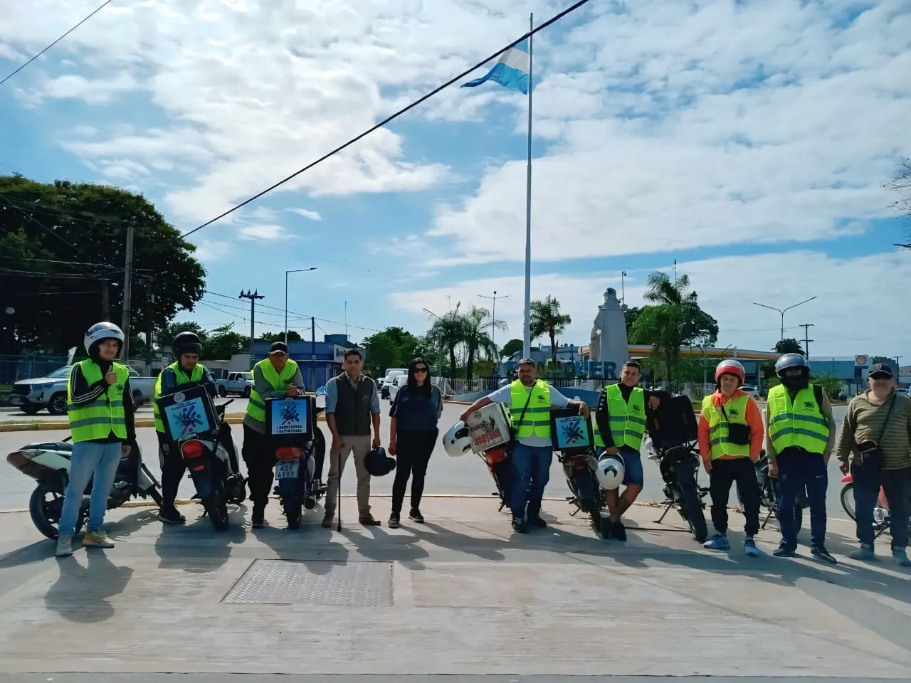 Motomandados-Sistema-Cooperativo-de-Motomandados-25-03-14-02