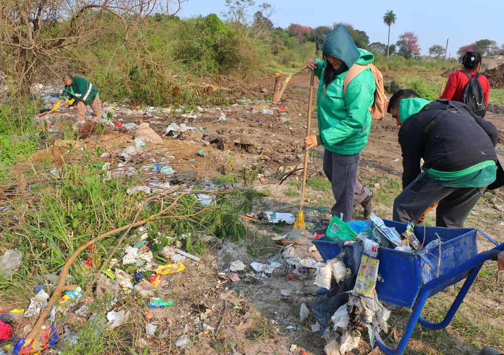 Desmalezado-entre-Edison-y-Espania-24-09-04-01