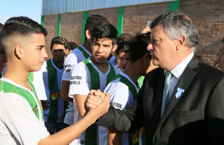 Aniversario-108-de-Puerto-Vilelas-18-06-10-01