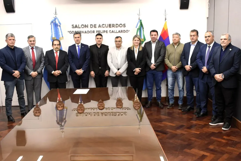 Asuncion-de-Ricardo-Mayo-como-ministro-de-Salud.26-06-19-05