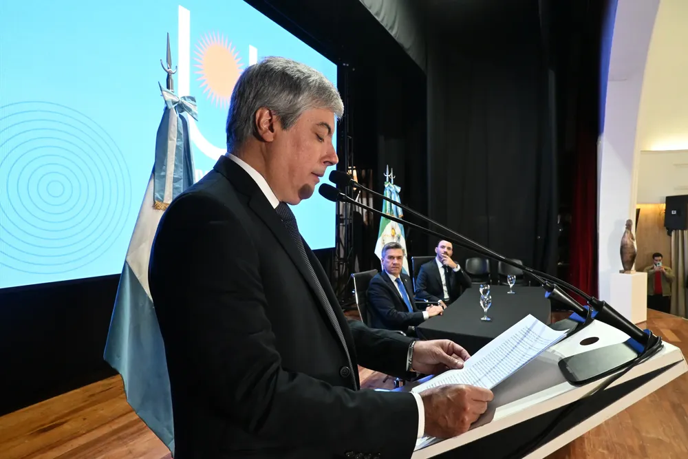 Asunción-Del-Rector-Omar-Larroza-período 2026-2030 26-07-01-02