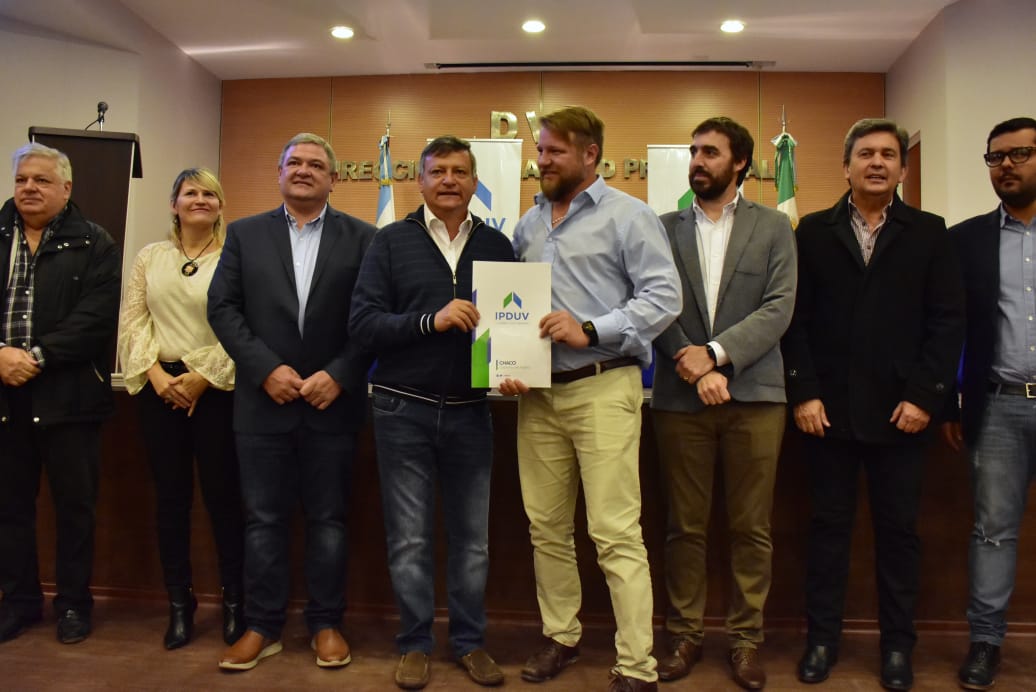 Entrega-de-viviendas-APOCCh-18-08-14-01