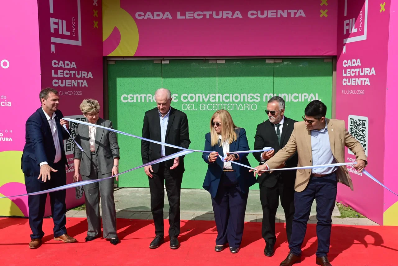 Feria-Iberoamericana-del-Libro-26-10-01-02