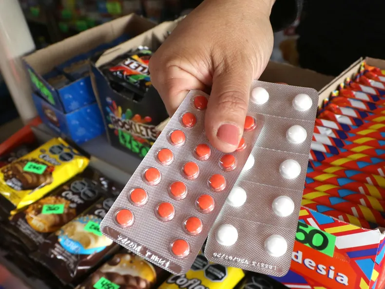 medicamentos-venta-libre-en-kioscos-26-07-28-02