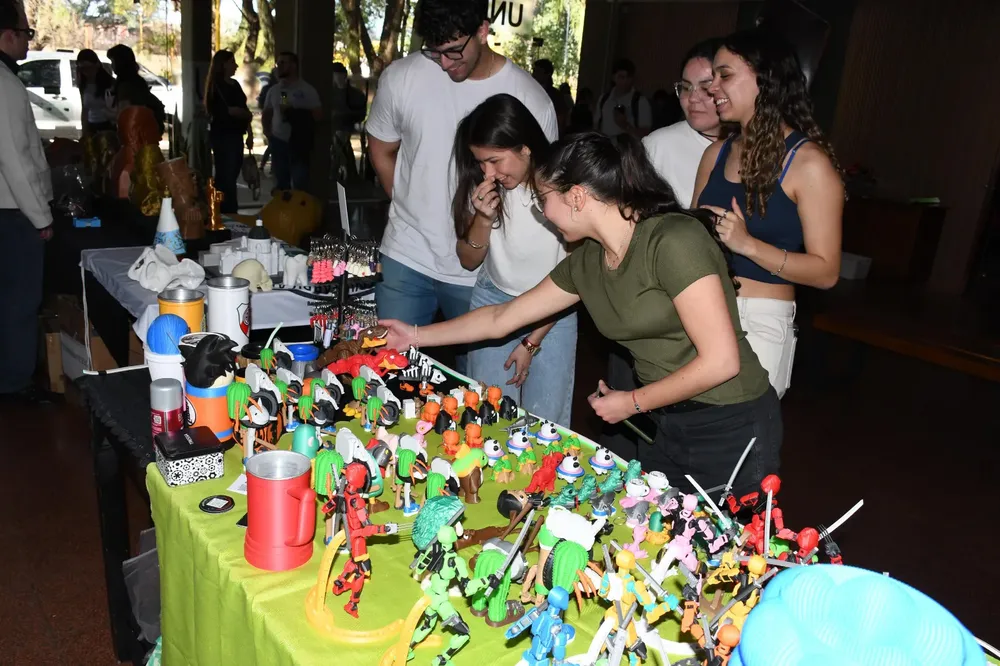 Jornada-sobre-Impresion-en-3D-y-Emprendedurismo-25-09-12-02