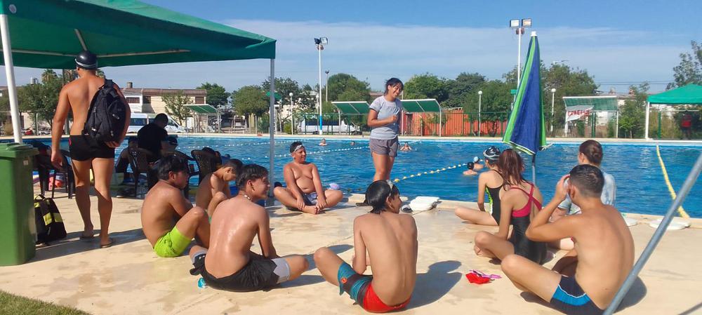 Escuela-de-Natacion-del-IDCh-23-01-18-01