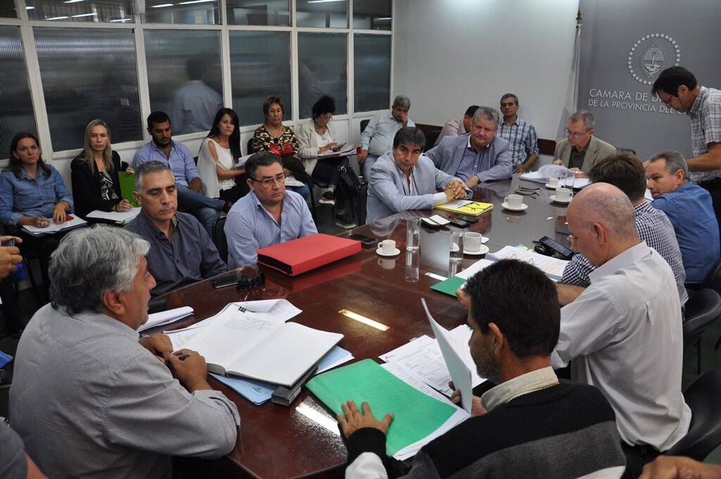 Comision-de-Hacienda-AGUEL-19-04-08-01