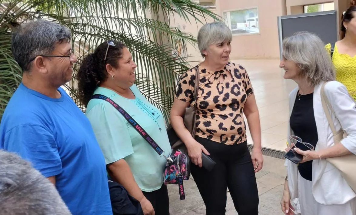 Acto-de-adjudicacion-de-cargos-educacion-adultos-22-11-09-02