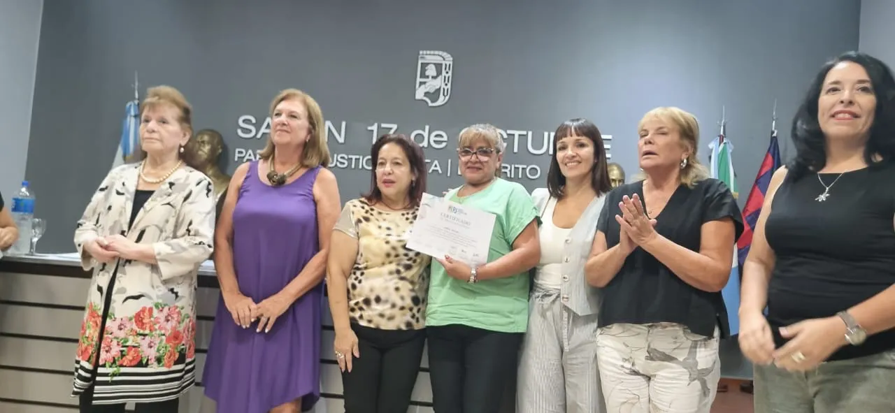 Homenaje-Mes-de-la-Mujer-25-05-12-13 - copia