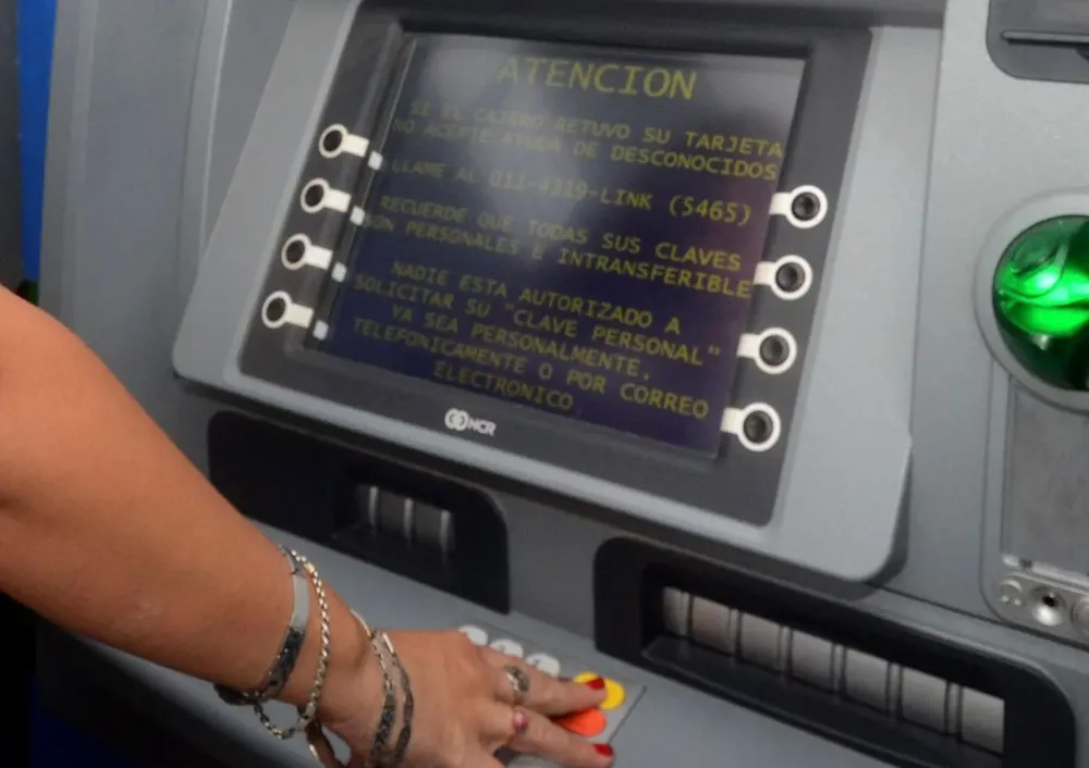Cajero-automatico-24-08-19-01