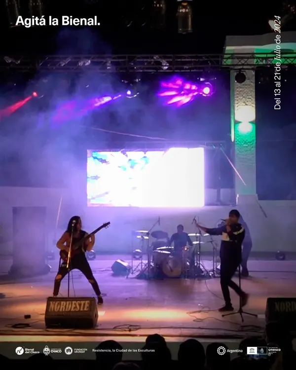 Agita-a-bienal-24-06-28-01