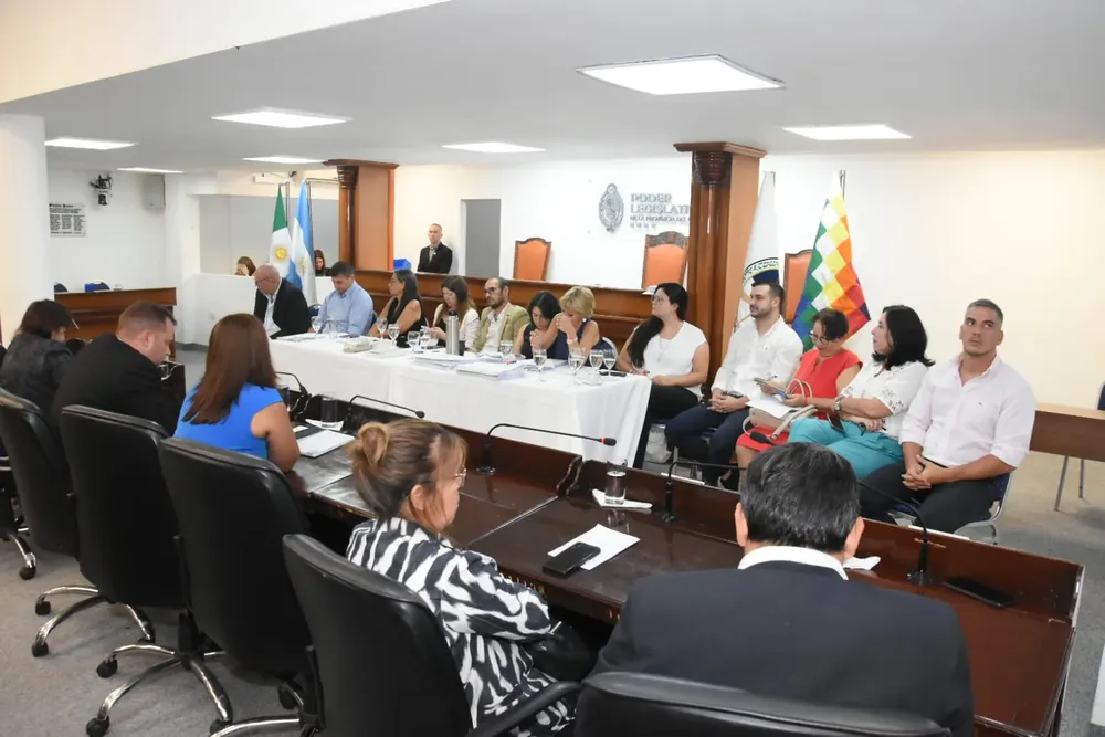 Eleccion-de-defensor-del-pueblo-25-03-06-01