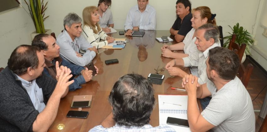 Cristian-Ocampo-sindicatos-docentes-19-04-24-01