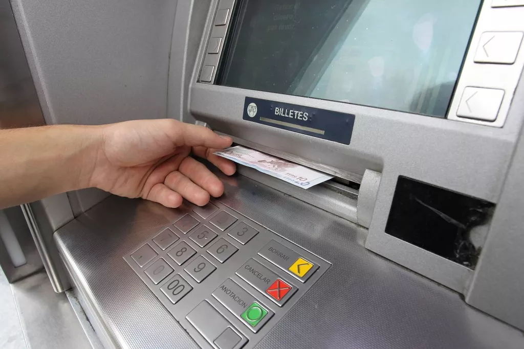 Cajero-Nuevo-Banco-del-Chaco-10