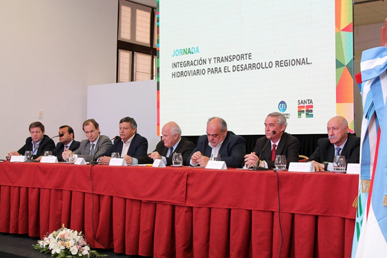 Jornada-de-Integracion-y-desarrollo-hidroviario-para-el-desarrollo-regional-Rosario-16-11-22-04