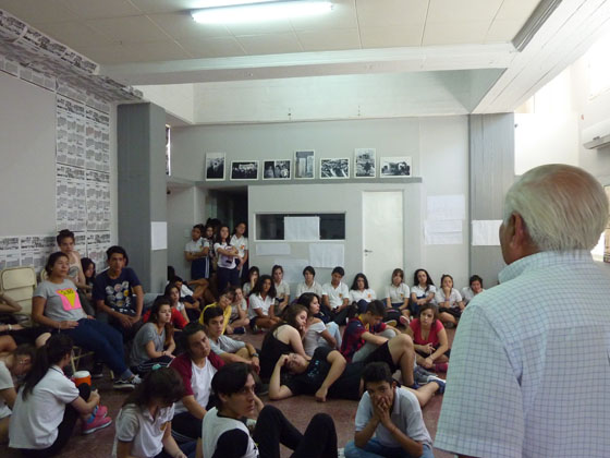 Colegio-Corrientes-en-Casa-por-la-Memoria-16-11-02-03