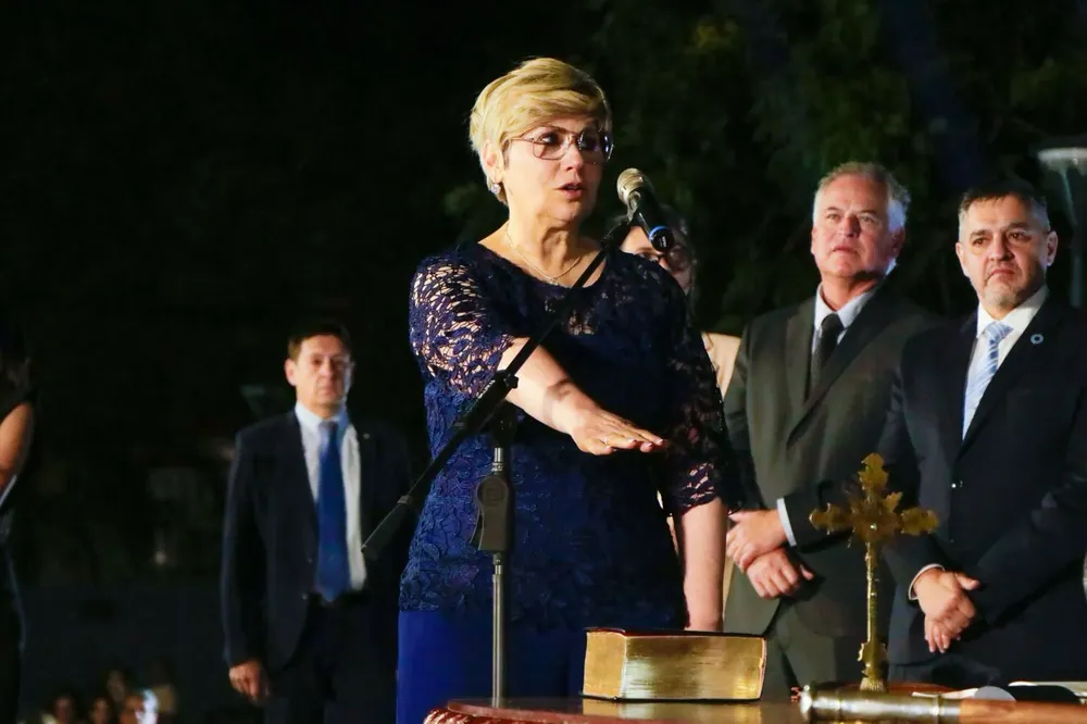 Jura-el-gabinete-23-12-10-04