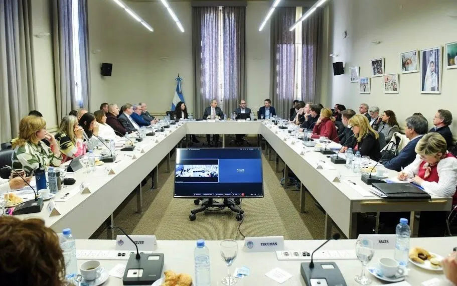 Consejo-Federal-de-Educacion-24-06-01-01